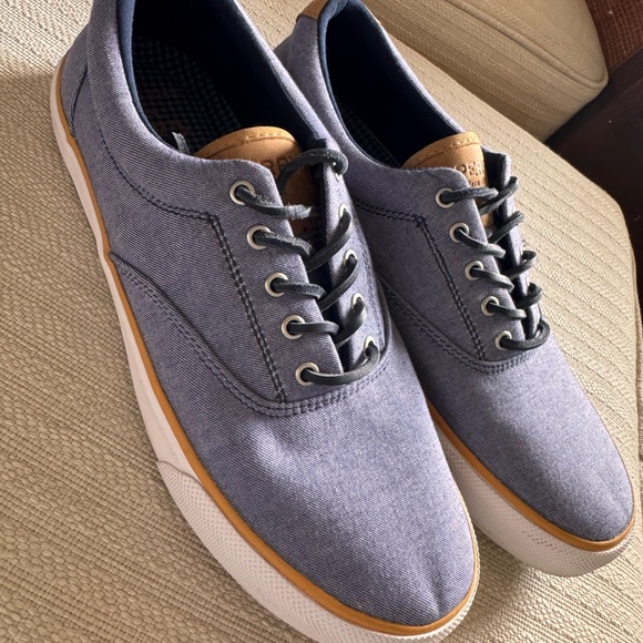 Sperry Men's Blue and Tan Boat Shoes - Picture 4 of 6